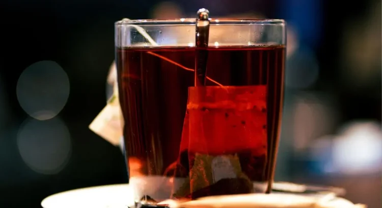 Bir Çay Poşetini Kapı Koluna Asmanızın Nedenleri Bir Yaşam Tüyosu